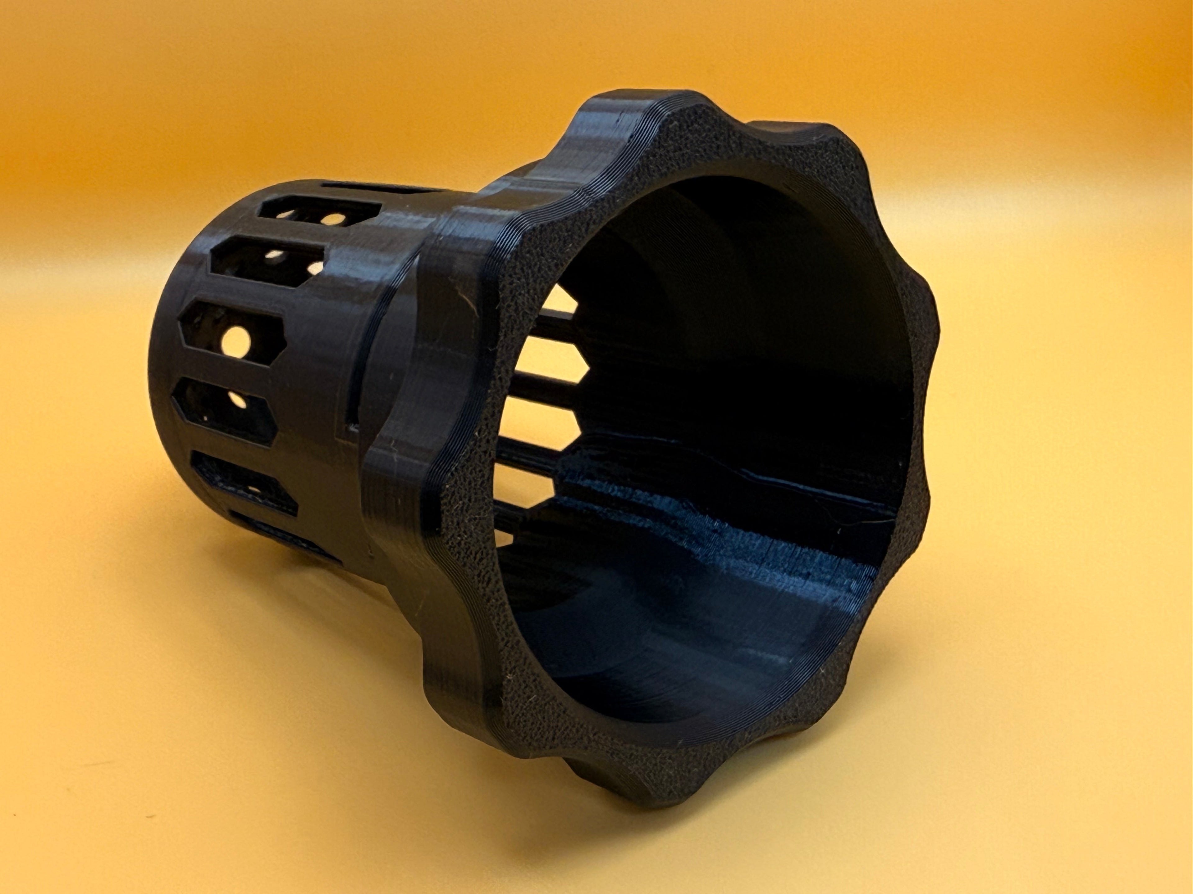 Smaller Pods – Ideal for Compact Crops and High-Density Growing